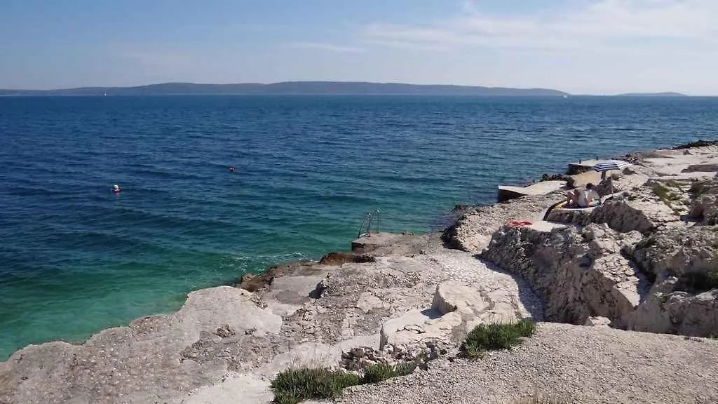 Apartment Okrug Gornji 32 Trogir